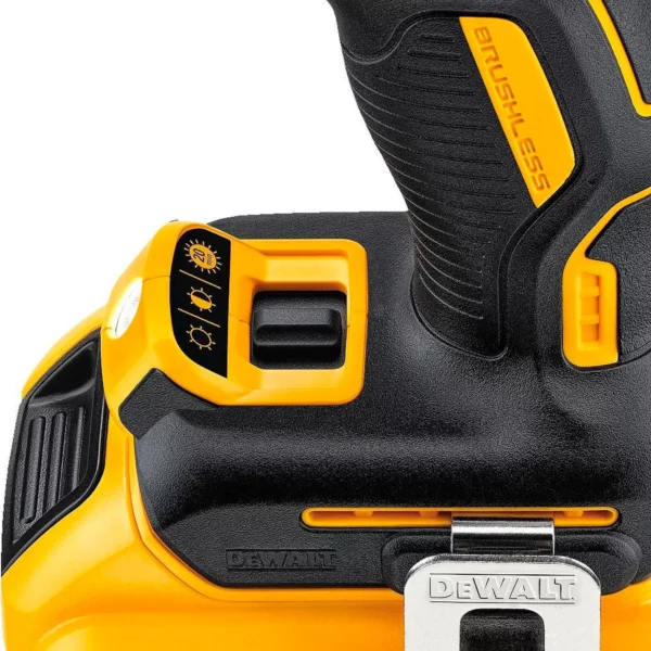 TALADRO PERCUTOR/ATORNILLADOR 1/2" 20V MAX XR S/CARBONES + BATERÍA 5AH