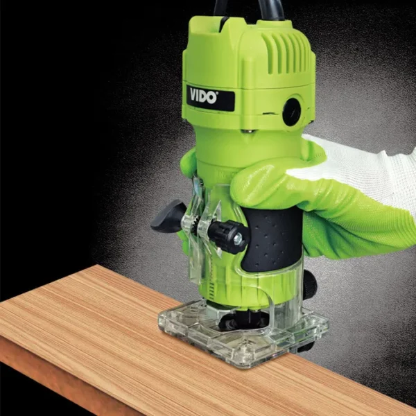 FRESADORA MANUAL 6mm 520W